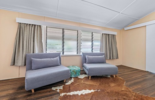 Cannonvale House | Seaside Sea Shanty - Pet Friendly