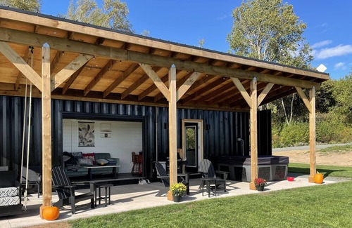 Woodburn Cottage | Seaside Seacan