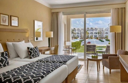 El Quseir Hotel | Seaside Serenity | 3 Poolside Rooms + Spa, Yoga, Tennis & Coral Reef Diving