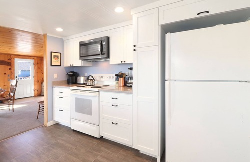 Dillon Beach House | Seaside Serenity: 3-Bedroom Cottage Steps from the Beach!