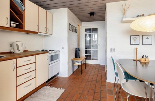 Brovst Apartment | Seaside Serenity in TAYsinge-By Traum