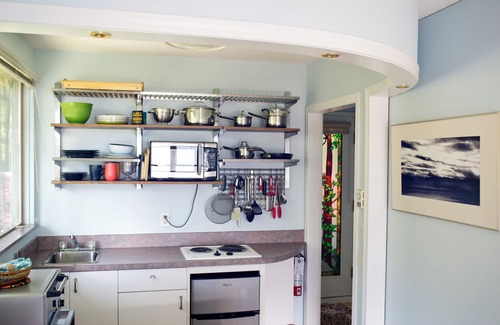 North Oyster Apartment | Seaside Snug at Inn of the Sea