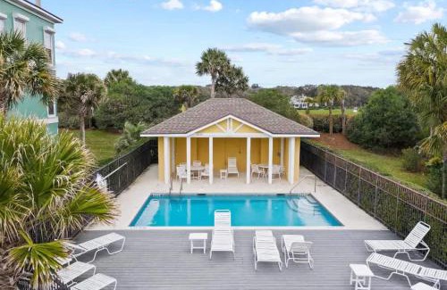 Fernandina Beach House | Seaside Townhome W Pool & Ocean Views
