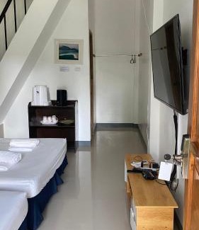 Catarman House | Seaside traveler's Inn by Camiguin Island Home