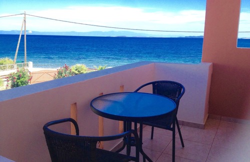 Skala Neon Kidonion Villa | Seaside Villa, 2 bedrooms, Lesbos Island Greece