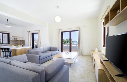 Trachilos Villa | Seaside Villa Balos