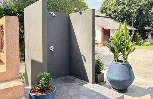 Bang Po House | Seaside Villa Bangpor - A Beachside Retreat