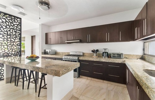 Progreso Municipality Villa | Seaside Villa - Family & Relax by LAHOS