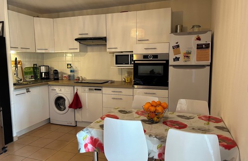 Portiragnes-Plage Villa | Seaside villa, Wifi, secure residence with swimming pool
