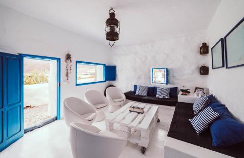 Teguise House | Seaside Villa La Graciosa by Airnest