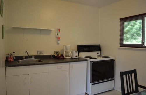 Powell River Hotel | Seaside Villa Motel & RV Park