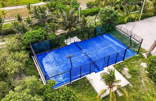 Chicxulub Puerto House | Seaside Villa - Padel & Glamping by LAHOS