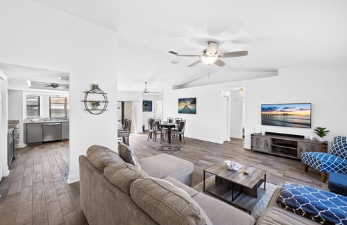 Manatee Bay Villa | SEASIDE VILLA MANATEE BAY in quiet location on Pine Island