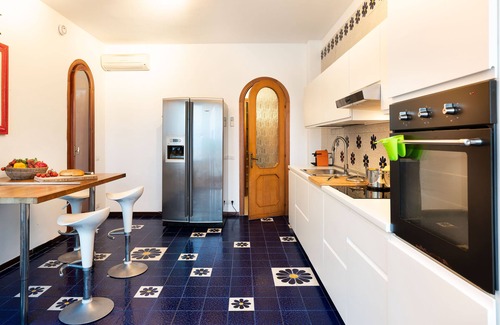 Costa Saracena-Castelluccio House | Seaside Villa with private pool and fantastic Etna view
