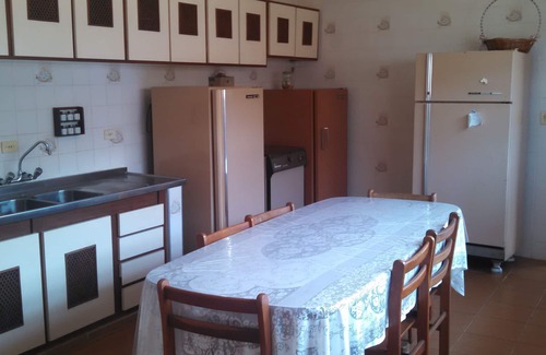 Centro House | Season house in Peruibe with pool and great entertainment at the sea