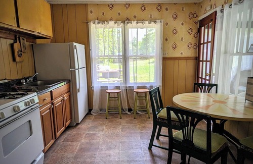 White Lake Cottage | Seasonal Cottages Colony with outdoor swimming pool