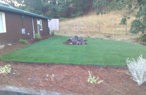 Corvallis Cabin | Seasonal "Creekside Cabin" 6 mi N of OSU, County Approved legal :-)