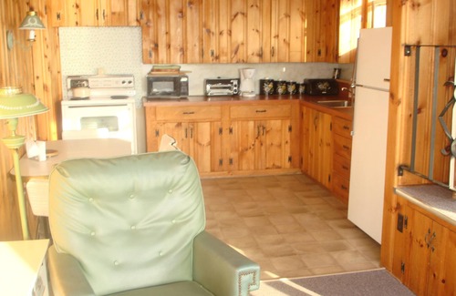 Wells Beach Cottage | Seasonal Duplex Maine Cottage (2023 dates - Check back 1-15-23)