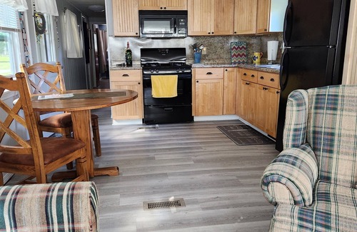 Port Austin House | Seasonal Fully Furnished Mobile home