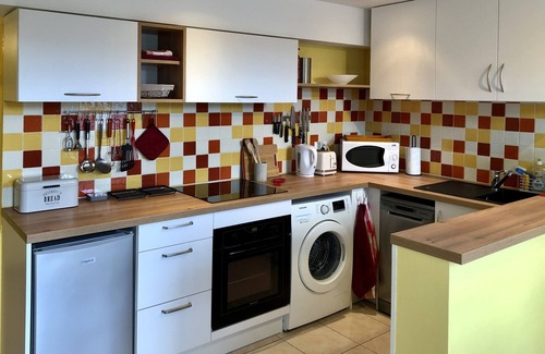 Lamalou-les-Bains Apartment | Seasonal rental for spa guests and holidaymakers