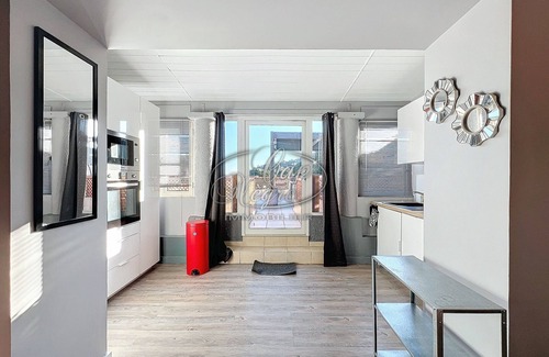 Cavaliere Apartment | Seasonal rental sea view 4 people in Pramousquier