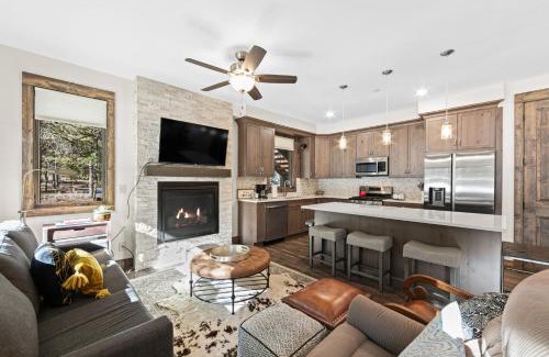 Lakeside Village Apartment | Seasons at Keystone 1886 by Summit County Mountain Retreats
