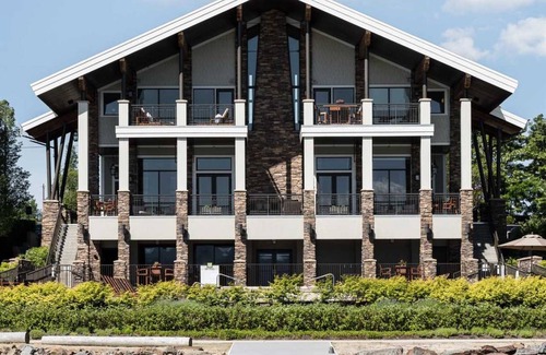 Sandpoint House | Seasons at Sandpoint - Townhome 606