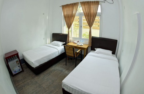 Zi Phyu Kone Hotel | Seasons Boutique Lodge- Ngapali