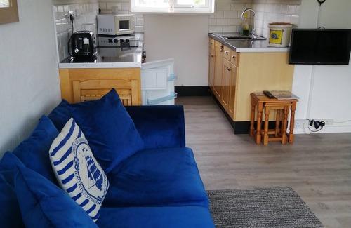 Sandown Ski Chalet | Seaspray Chalet holidays by the seann