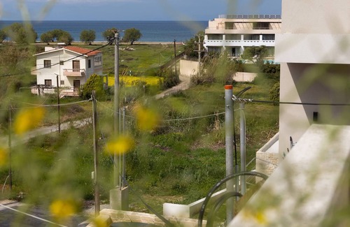 Darmarochori House | SeaStone House for relaxation, 4min walk to beach!