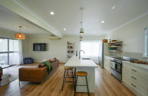 Manning Point House | Seastones, TOP NOTCH