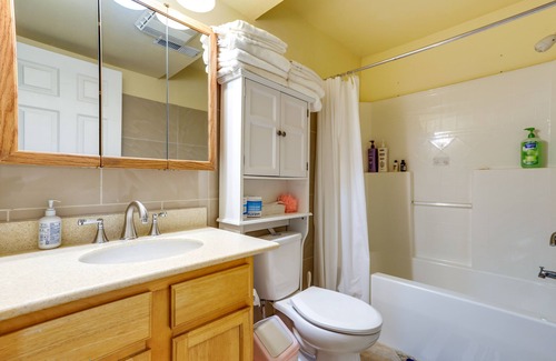 Rainier Valley Apartment | Seattle Apartment w/ Patio ~ 9 Mi to Downtown!