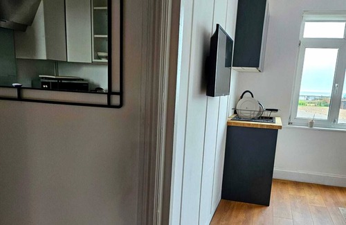 Littlehampton Apartment | SEAVIEW apartment