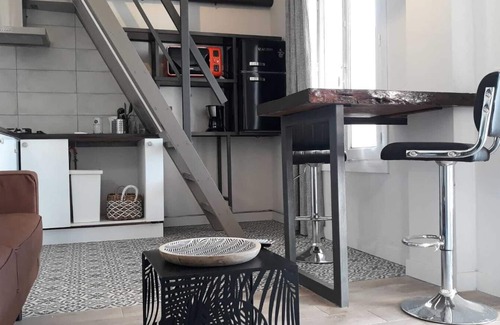 Cerrado de Calderon Apartment | seaview apartment close to beach and center