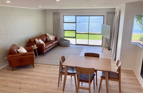 Clarks Beach Apartment | Seaview Apartment Auckland, New Zealand