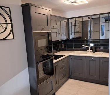 Cobh Apartment | SeaView Apartment Suite