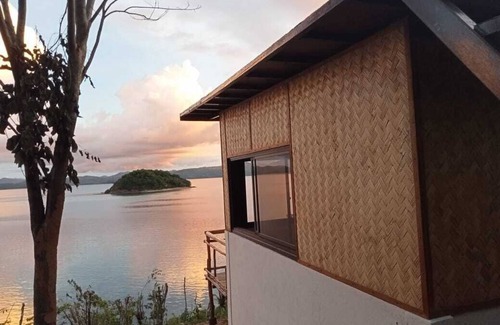 Coron House | Seaview Bungalow at Sand Island Ecolodge and Dive Resort
