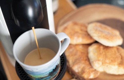 Cupar Cabin | Seaview Cabin Sleeps 2 -Hot Tub -Smart Tv -Parking