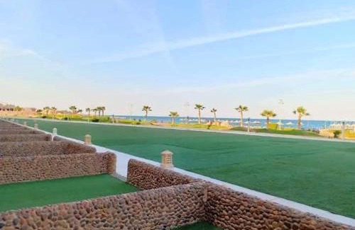 Zafarana Ski Chalet | Seaview Chalets in Porto South Beach - Families only