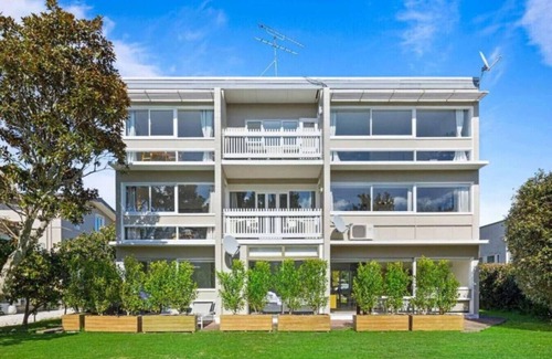 Mission Bay Apartment | Seaview Classic Apartment