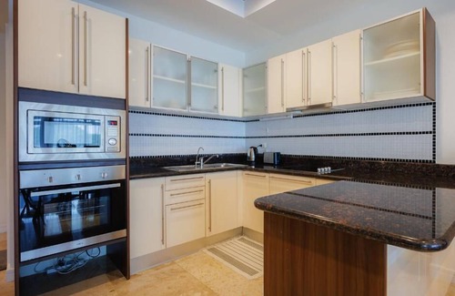 Wichit Condo | Seaview Condo with Large Pool (BAP1)