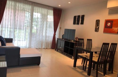 Kram Apartment | Seaview Condominium A13