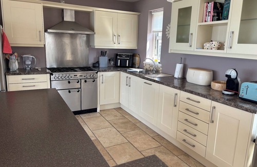 Rossnowlagh Cottage | Seaview Cottage - Bright & Beautiful - Ocean Views - Walk to Beach