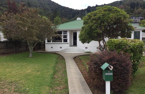 Picton House | Seaview Crescent Holiday Home