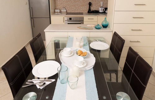 Papadhianika House | SeaView flat few meters from the Beach