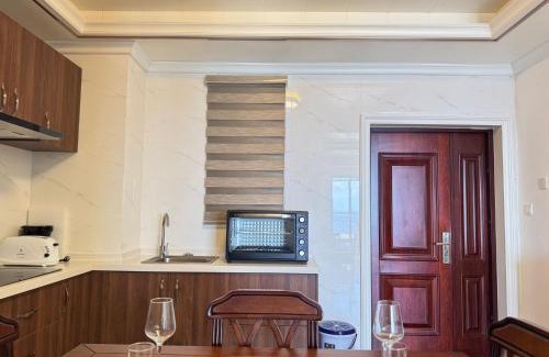 Challengers Apartment | Seaview Garden