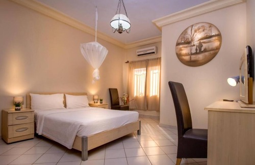Ghanatown Hotel | Seaview Gardens Hotel