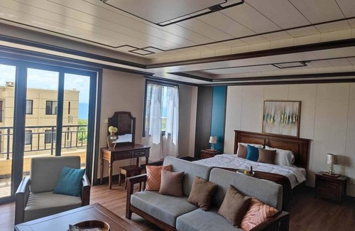 Challengers Hotel | Seaview Gardens