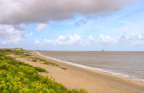 Pakefield House | Seaview