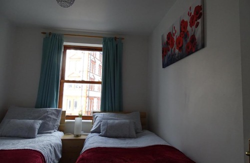 West Cliff Apartment | Seaview Heights Whitby